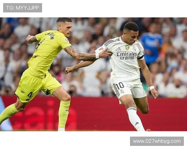 西甲:熊皇双响姆总传射皇马3-1黄潜重返榜首 西甲:熊皇双响姆总传射皇马3-1黄潜重返榜首