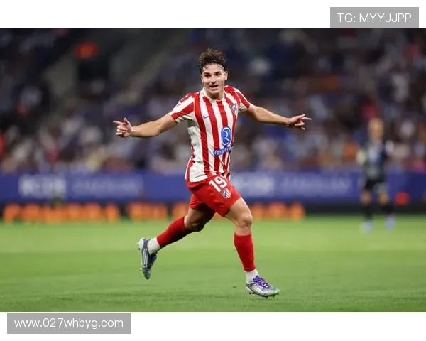 西甲战场阿尔瓦雷斯任意球破门美妙弧线直挂死角酿就经典时刻瞬间